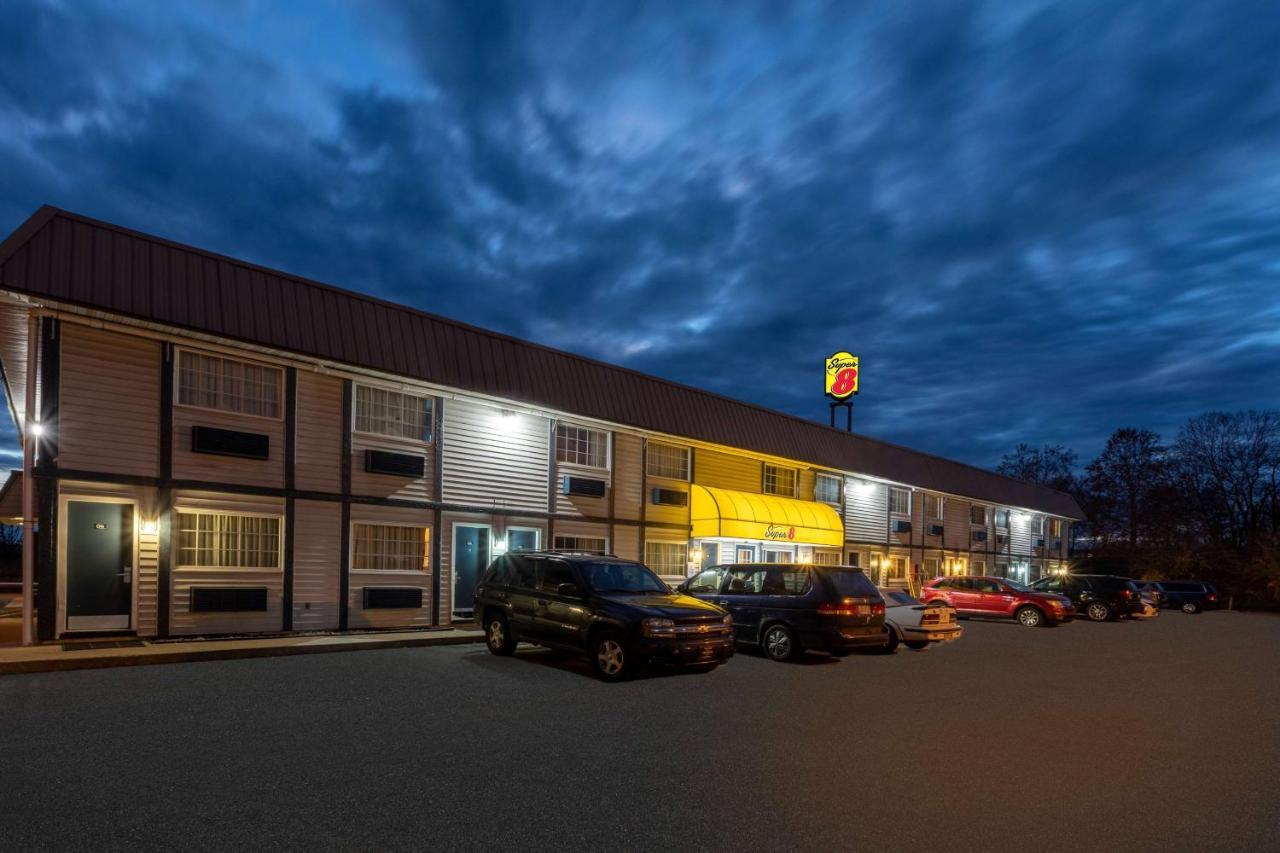 Super 8 By Wyndham Wooster Hotel Buitenkant foto