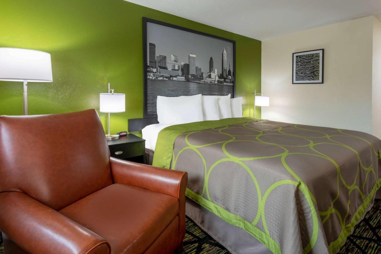 Super 8 By Wyndham Wooster Hotel Buitenkant foto
