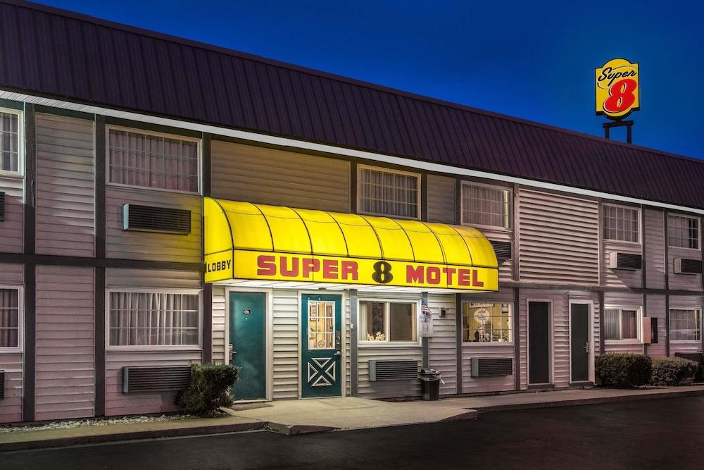 Super 8 By Wyndham Wooster Hotel Buitenkant foto